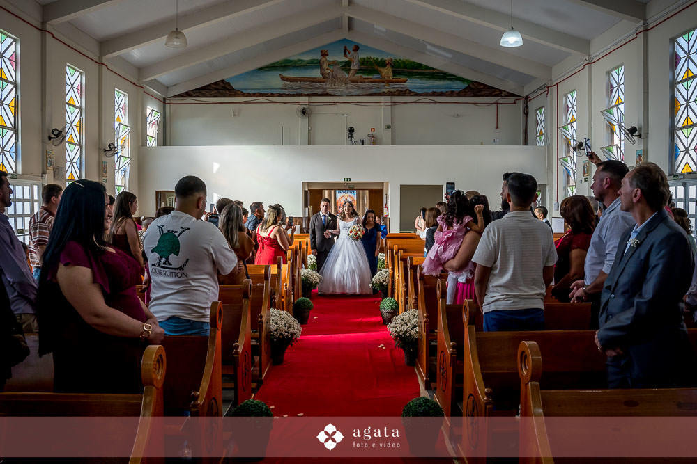 casamento catolico-casamento na igreja-fotografo de casamento-fotografo curitiba-fotografo-wedding-noiva-making of da noiva-casamento na igreja catolica-casamento sao jose dos pinhais-casal de noivos-casamento cristao-fotografo de familias-photo