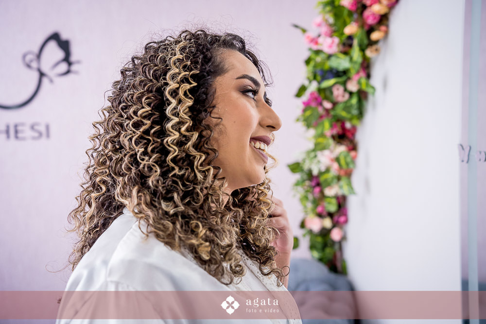 casamento catolico-casamento na igreja-fotografo de casamento-fotografo curitiba-fotografo-wedding-noiva-making of da noiva-casamento na igreja catolica-casamento sao jose dos pinhais-casal de noivos-casamento cristao-fotografo de familias-photo