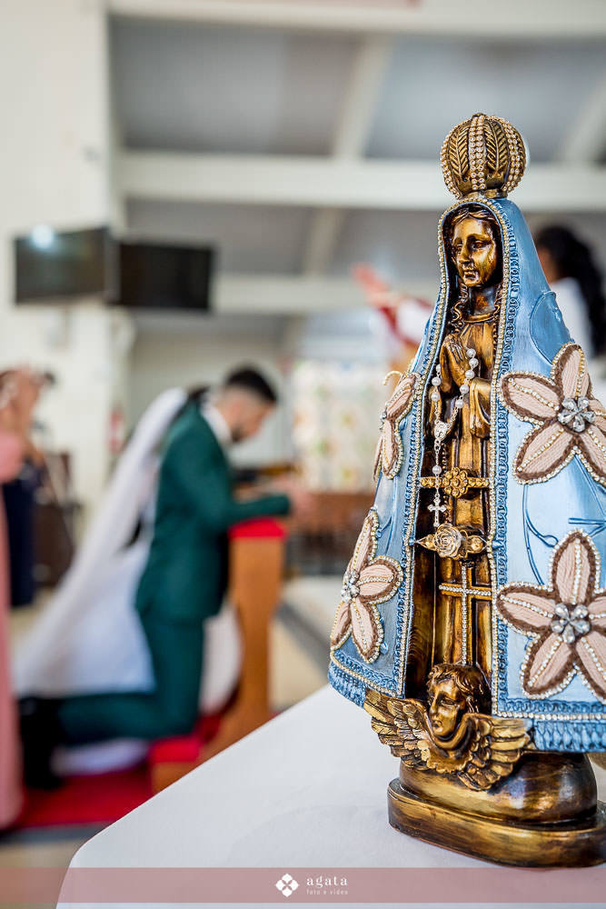 casamento catolico-casamento na igreja-fotografo de casamento-fotografo curitiba-fotografo-wedding-noiva-making of da noiva-casamento na igreja catolica-casamento sao jose dos pinhais-casal de noivos-sacramento-matrimonio-fotografo sjp-aliança