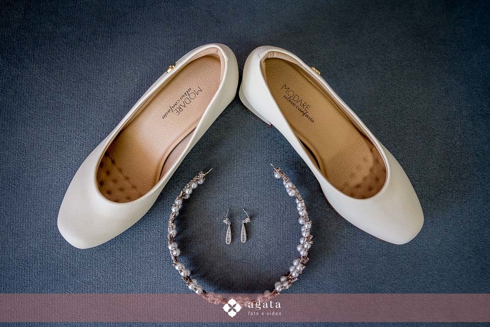 casamento catolico-casamento na igreja-fotografo de casamento-fotografo curitiba-fotografo-wedding-noiva-making of da noiva-casamento na igreja catolica-casamento sao jose dos pinhais-casal de noivos-casamento cristao-fotografo de familias-photo