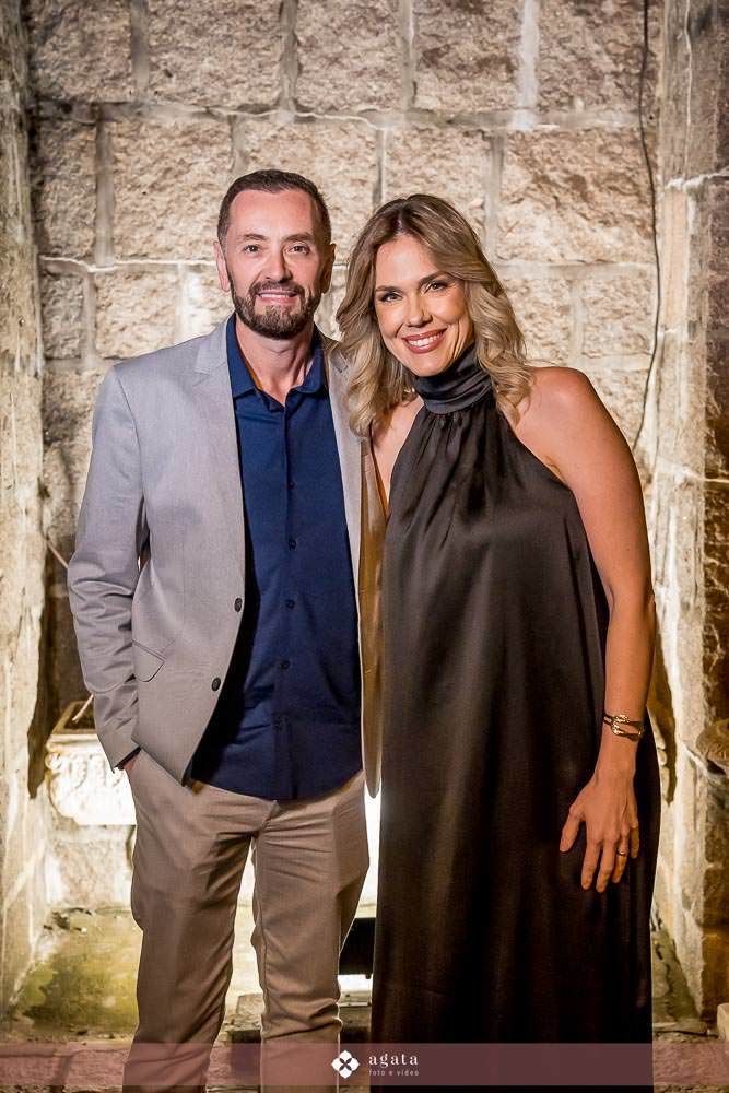 aniversario de 50 anos-50anos-castelo sao francisco-aniversario no castelo-fotografo curitiba-fotografo em curitiba-fotografo de aniversario-universo medieval-aniversario medieval-aniversario tenis-bolo fake-castelo em curitiba-aniversario 2025