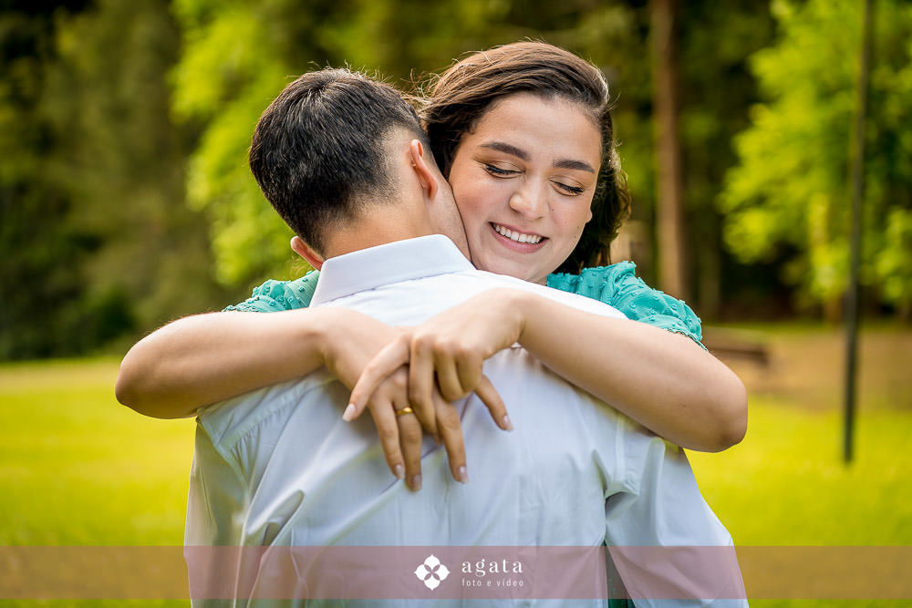 ensaio fotografico-ensaio pre wedding-casamento 2025-memorial ucraniano curitiba-fotografo curitiba-fotografo de casamento-ensaio de casal-ensaio externo-melhor fotografo-fotografo CWB-casamento curitiba-noiva-noivos 2025-wedding-photography-fotos