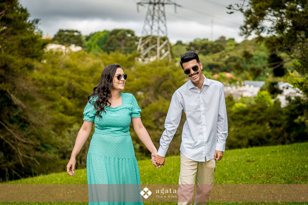 ensaio fotografico-ensaio pre wedding-casamento 2025-memorial ucraniano curitiba-fotografo curitiba-fotografo de casamento-ensaio de casal-ensaio externo-melhor fotografo-fotografo CWB-casamento curitiba-noiva-noivos 2025-wedding-photography-fotos