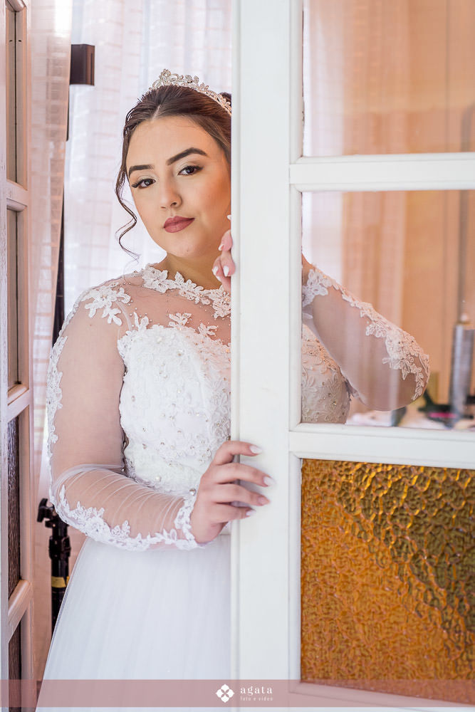 casamento curitiba-fotografo curitiba-fotografo de casamento-casamento CCB-casamento cristao-casal cristao-chacara caprini eventos-noiva-vestido de noiva-congregaçao cristã no brasil-noiva crista-mocidade-buque de noiva-penteado de noiva-fotos casamento