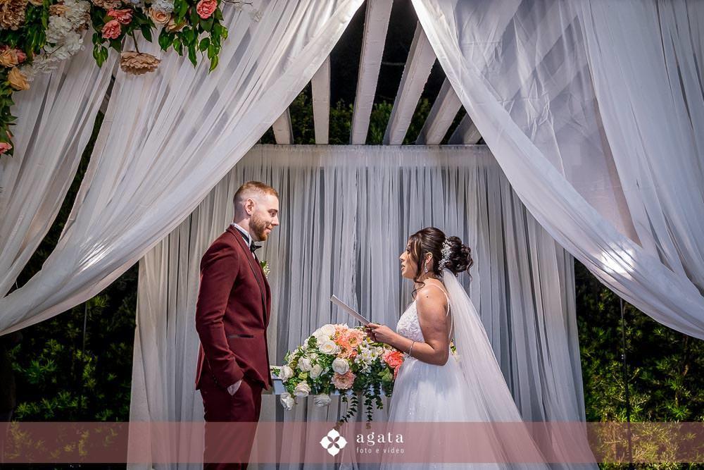 casamento curitiba-casamento ao ar livre a noite-fotografo de casamento-fotografo curitiba-fotografo-casamento a noite-noiva 2025-casamento 2025-noiva do ano-casamento winners-winners gastronomia-casamento a noite ao ar livre-celebração de casamento-noivo