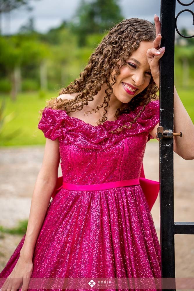 aniversario de 15 anos-debutante curitiba-festa debutante-fotografo curitiba-fotograafo de 15 anos-festa de 15 anos-valsa de 15 anos-debutante de rosa-florença festas-decoraçao de 15 anos-fotografo de familia-fotogorafo criativo-fotografo sjp