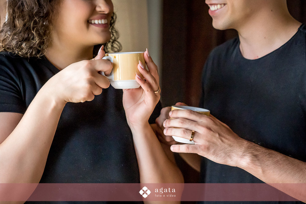 pew wedding-ensaio pre wedding-fotografo curitiba-fotografo de casamento-fotografo criativo-castelo da serra-ensaio externo-fotos no castelo-pre wedding no castelo-fotografo criativo-fotografo 2025-casamento 2025-casal apaixonado-casal espontaneo-ensaio