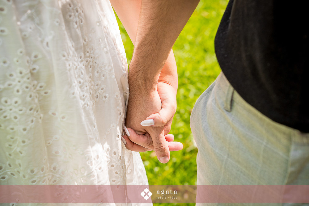 pew wedding-ensaio pre wedding-fotografo curitiba-fotografo de casamento-fotografo criativo-castelo da serra-ensaio externo-fotos no castelo-pre wedding no castelo-fotografo criativo-fotografo 2025-casamento 2025-casal apaixonado-casal espontaneo-ensaio