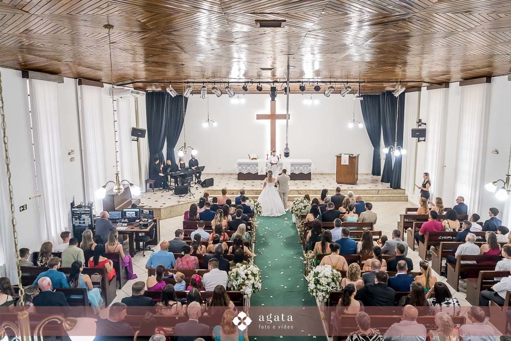 casamento 2025-fotografo de casamento-casamento luterano-wedding-casamento do ano-mehor fotografo-fotografo curitiba-bodas de casamento-casamento luterano-casal cristao-casamento cristao-fotografo criativo-valsa dos noivos-armagedom-noiva de fusca-fusca