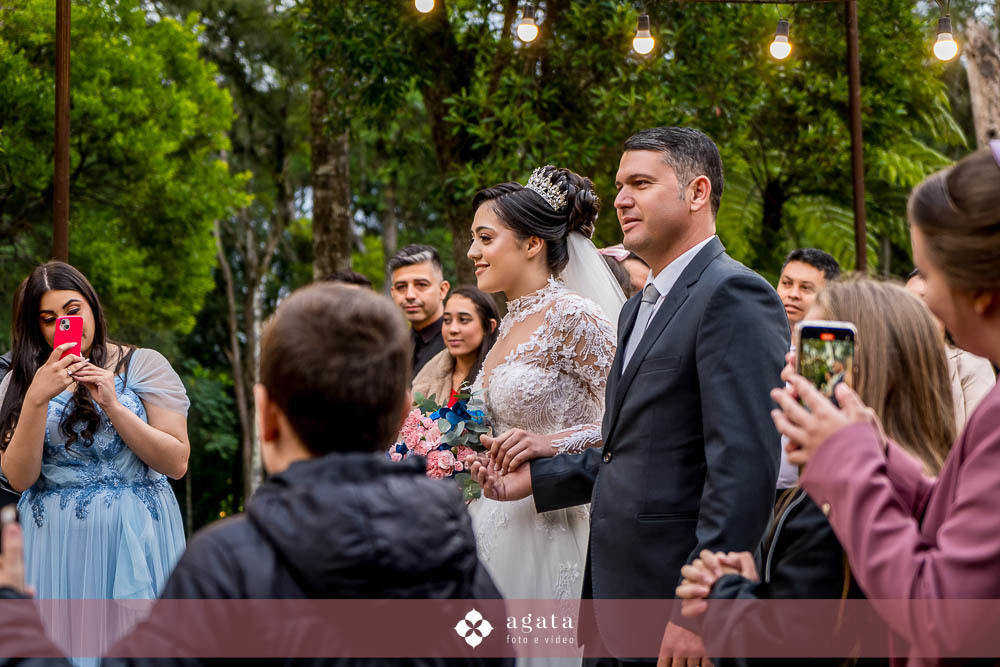casamento ao ar livre-casamento ccb-casamento cristao-fotografo de casamento-fotografo curitiba-fotografo de familia-noiva CCB-noivos cristaos-casamento em chacara-artt fest eventos-noiva crista-fotografo criativo-fotografo cristao-wedding