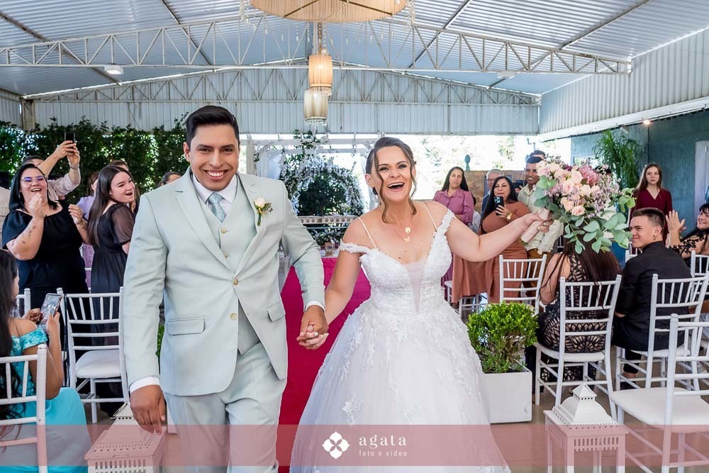 casamento ao ar livre-casamento 2025-wedding-fotografo curitiba-fotografo de casamento-fotografo-sao jose dos pinhais-casamento dos sonhos-casamento cristao-casamento do ano-casamento 2026-wedding day-fotografo editorial-fotografo documental-noiva