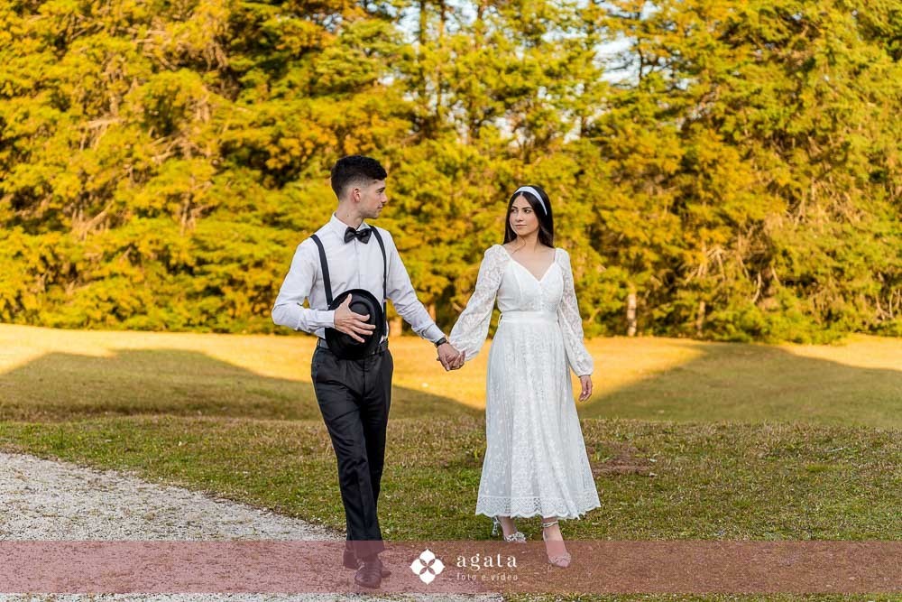 ensaio pre wedding-ensaio fotografico tematico-ensaio tematico-fotografo de casmento-ensaio externo-ensaio pre wedding anos 60-anos 70-anos 80-ensaio temático de casal-ensaio de casal-casamento 20250casamento 2026-fotografo de casamento curitiba-wedding