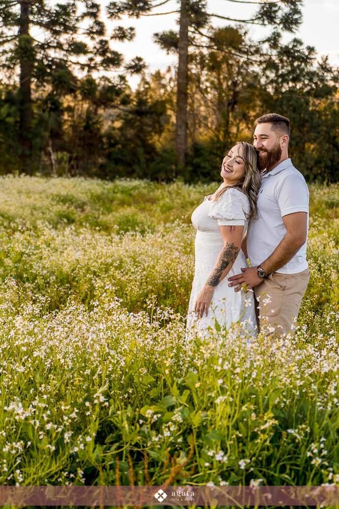 ensaio pre wedding-ensaioexterno-ensaio casal com cavalo-fotografo curitiba-fotografo de casamento-fotografo-fotografo criativo-ensaio de casal na natureza-casal de noivos-noivado-ensaio pre casamento-ensaio ao ar livre-casamento 2026-casamento 2027