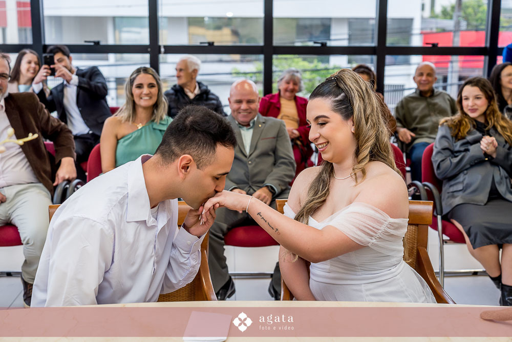 casamento civil-casamento no cartorio-fotografo de casamento-fotografo curitiba-casamento civil-união civil cartório-fotografo casamento no civil-casamento no civil curutiba-cartório barrereirinha-cartório curitiba-noivos-noiva-noivado-fotos casamento-wed