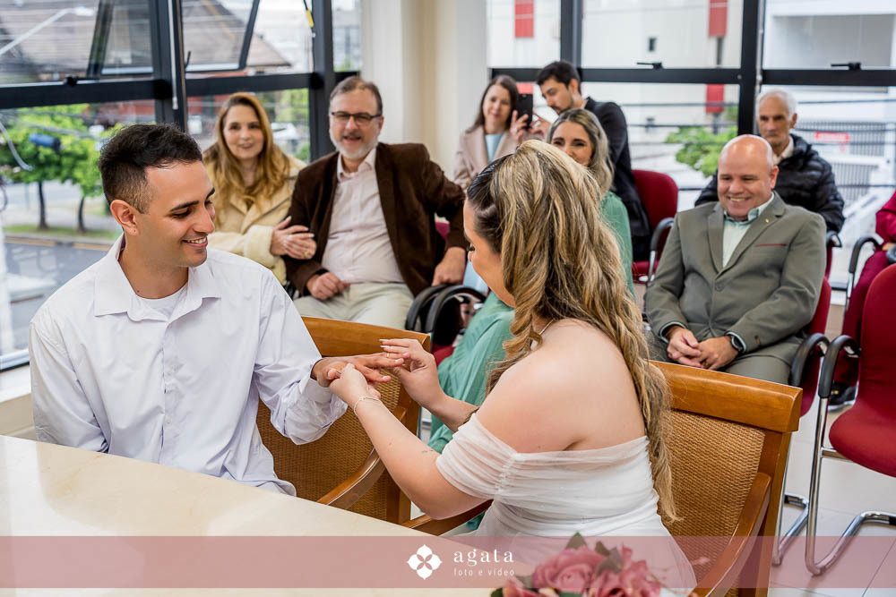 casamento civil-casamento no cartorio-fotografo de casamento-fotografo curitiba-casamento civil-união civil cartório-fotografo casamento no civil-casamento no civil curutiba-cartório barrereirinha-cartório curitiba-noivos-noiva-noivado-fotos casamento-wed