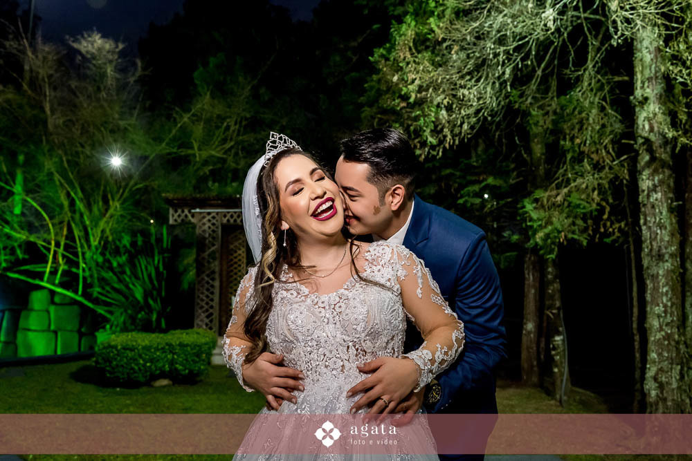 casamento em chacara-casamento curitiba-casamento-fotografo de casamento-fotografo curitiba-decoracao de casamento-casamento cristao-casamento 2026-casamento 2027-fotografo de casamento curitiba-wedding-noiva-noivos-casal-casamento rosa-espaço Yasmin