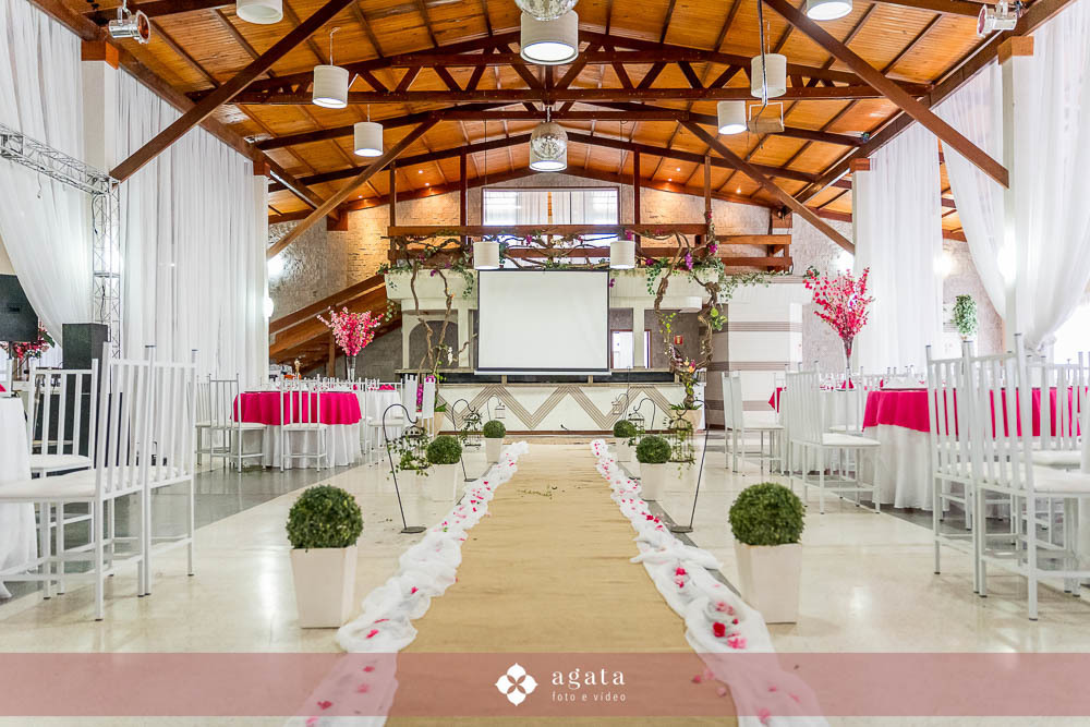 casamento em chacara-casamento curitiba-casamento-fotografo de casamento-fotografo curitiba-decoracao de casamento-casamento cristao-casamento 2026-casamento 2027-fotografo de casamento curitiba-wedding-noiva-noivos-casal-casamento rosa-espaço Yasmin