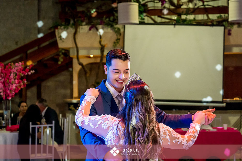 casamento em chacara-casamento curitiba-casamento-fotografo de casamento-fotografo curitiba-decoracao de casamento-casamento cristao-casamento 2026-casamento 2027-fotografo de casamento curitiba-wedding-noiva-noivos-casal-casamento rosa-espaço Yasmin