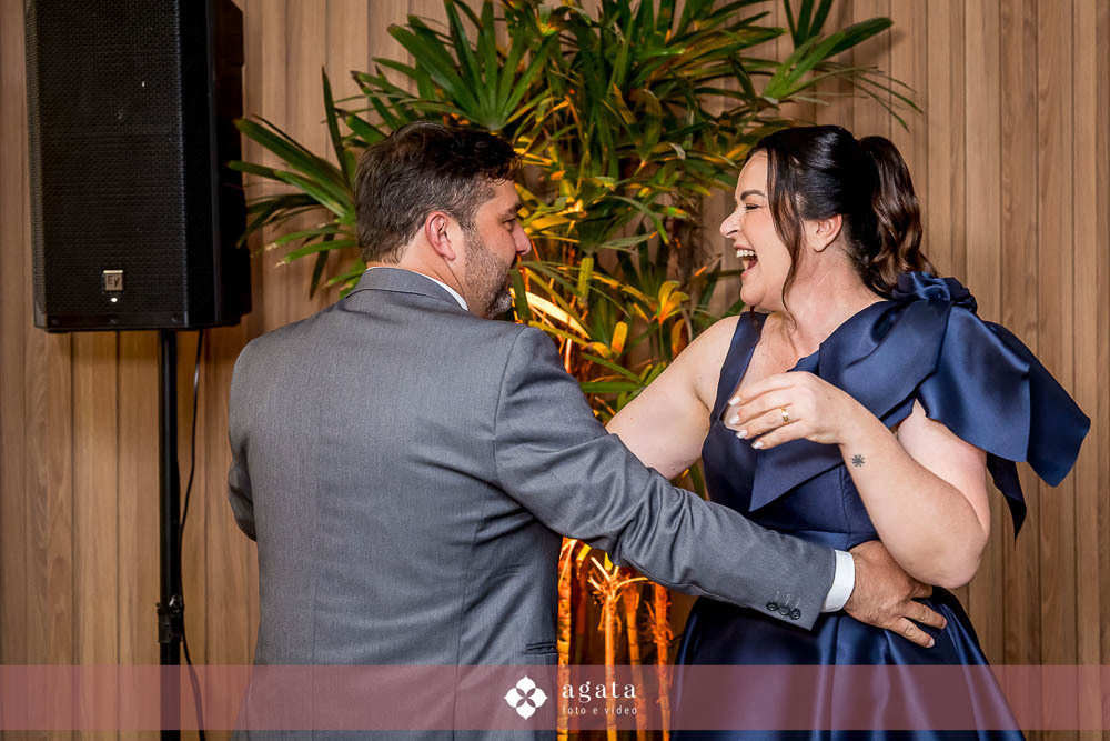 bodas de prata-fotografo de casamento-fotografo curitiba-casamento-elvis presley-rock-casamento 2026-casamento 2027-casamento curitiba-decoração de casamento-bodas de casamento-25 anos de casado