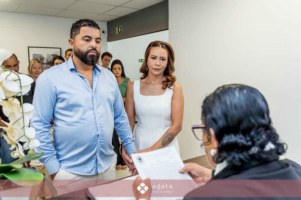 casamento Civil-casamento no cartorio-casamento no cartorio Curitiba-casamento-fotografo de casamento-fotografo curitiba-casamento no cartório-cartorio civil-cerimonia com efeito civil-casamento-wedding day-noivado-vestido de noiva-fotografo de casamento