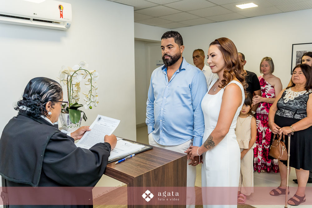 casamento Civil-casamento no cartorio-casamento no cartorio Curitiba-casamento-fotografo de casamento-fotografo curitiba-casamento no cartório-cartorio civil-cerimonia com efeito civil-casamento-wedding day-noivado-vestido de noiva-fotografo de casamento