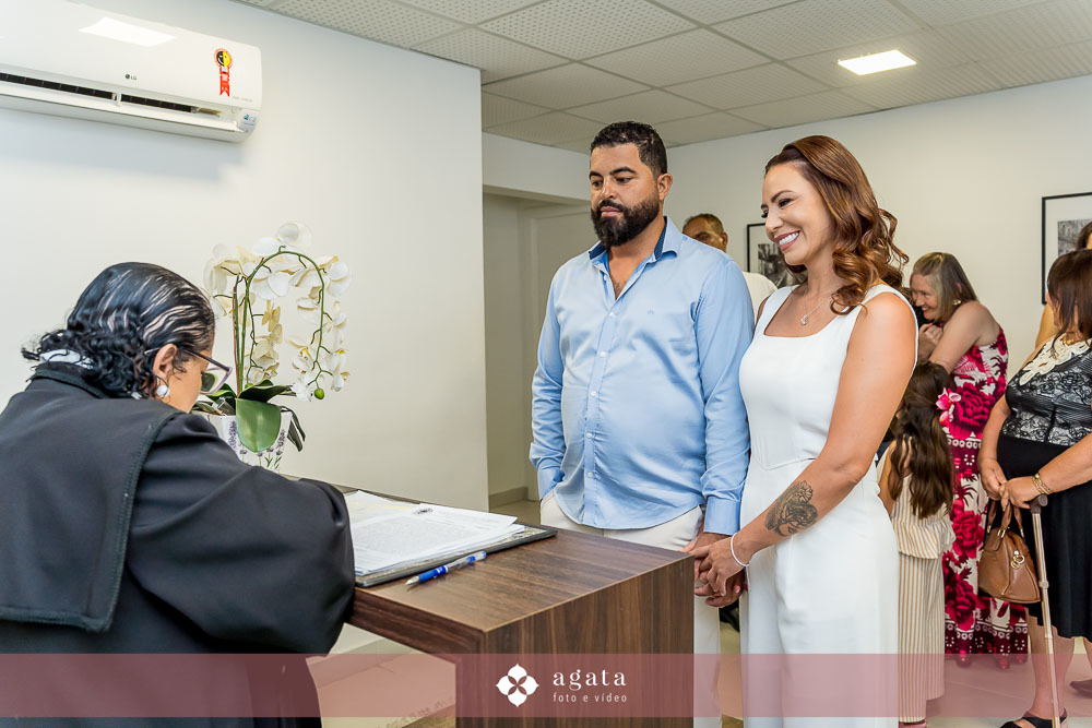 casamento Civil-casamento no cartorio-casamento no cartorio Curitiba-casamento-fotografo de casamento-fotografo curitiba-casamento no cartório-cartorio civil-cerimonia com efeito civil-casamento-wedding day-noivado-vestido de noiva-fotografo de casamento
