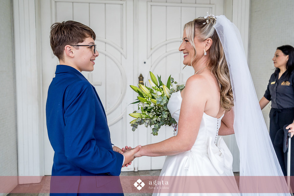 casamento curitiba-casamento catolico-fotografo de casamento curitiba-fotografo-casamento cristao-fotografo de casamento-wedding 2027-noiva-vestido de noiva-casamento catolico-wed-decoração de casamento-making of da noiva-making of