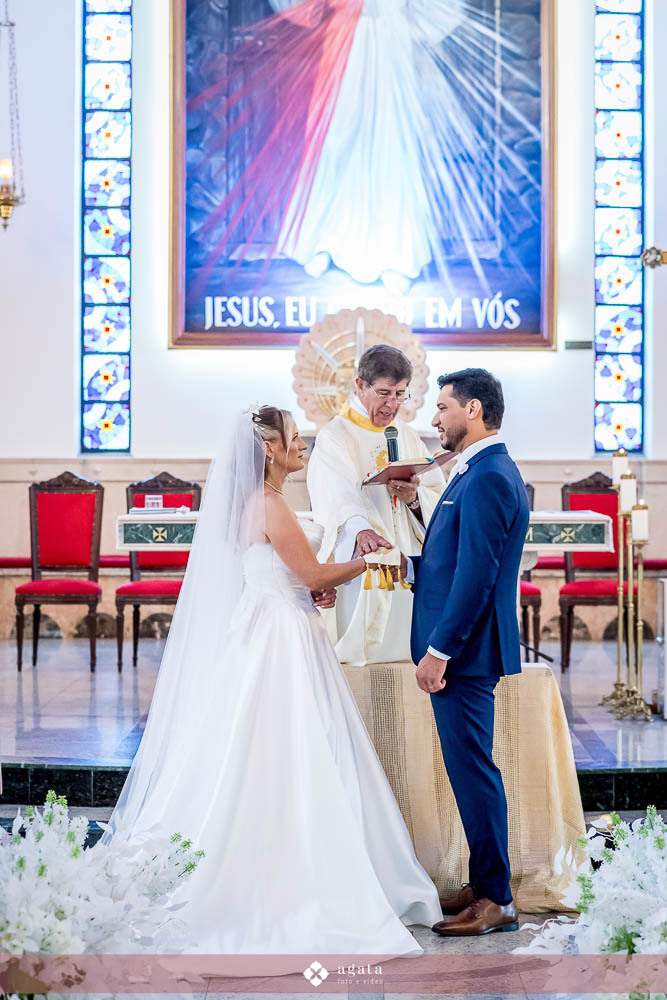 casamento curitiba-casamento catolico-fotografo de casamento curitiba-fotografo-casamento cristao-fotografo de casamento-wedding 2027-noiva-vestido de noiva-casamento catolico-wed-decoração de casamento-making of da noiva-making of