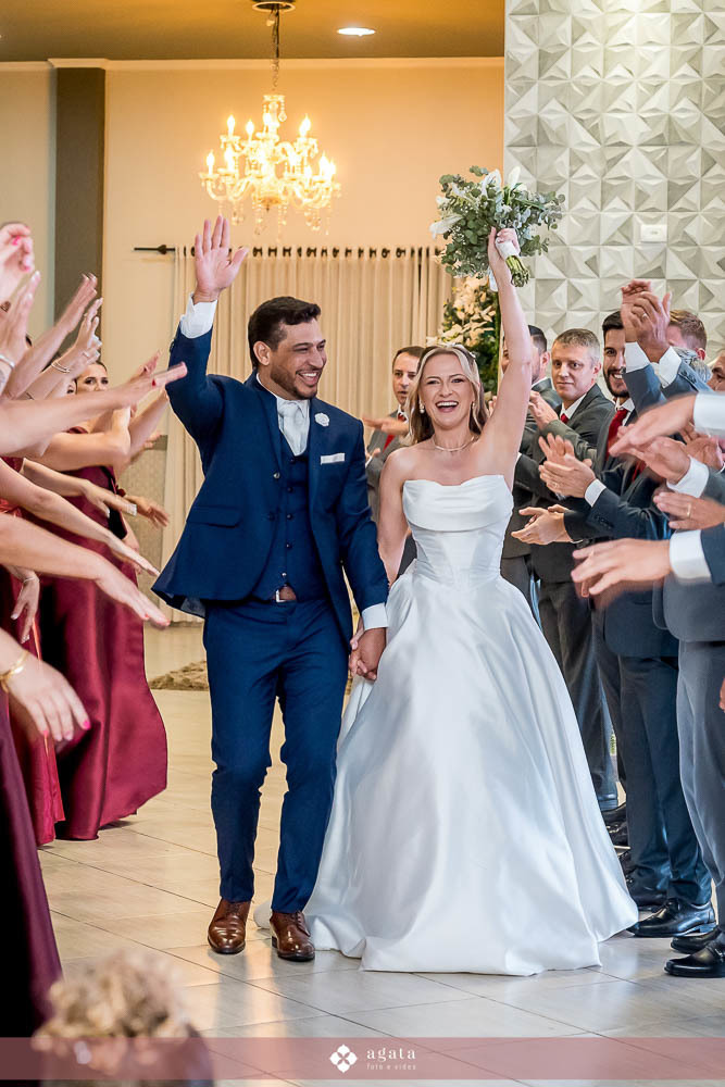 casamento curitiba-casamento catolico-fotografo de casamento curitiba-fotografo-casamento cristao-fotografo de casamento-wedding 2027-noiva-vestido de noiva-casamento catolico-wed-decoração de casamento-making of da noiva-making of