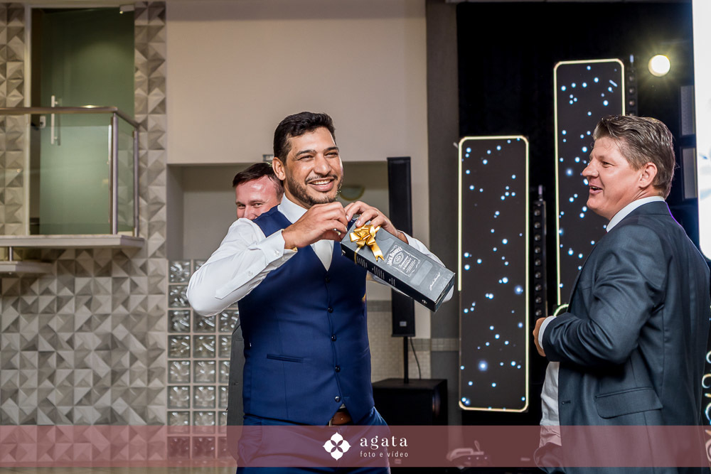 casamento curitiba-casamento catolico-fotografo de casamento curitiba-fotografo-casamento cristao-fotografo de casamento-wedding 2027-noiva-vestido de noiva-casamento catolico-wed-decoração de casamento-making of da noiva-making of