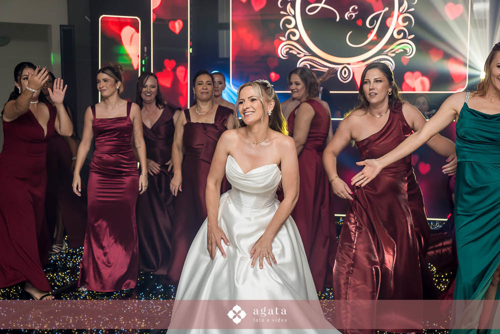 casamento curitiba-casamento catolico-fotografo de casamento curitiba-fotografo-casamento cristao-fotografo de casamento-wedding 2027-noiva-vestido de noiva-casamento catolico-wed-decoração de casamento-making of da noiva-making of