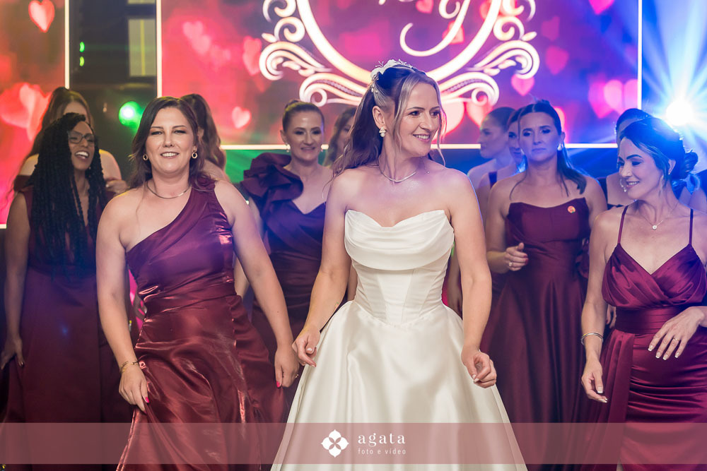 casamento curitiba-casamento catolico-fotografo de casamento curitiba-fotografo-casamento cristao-fotografo de casamento-wedding 2027-noiva-vestido de noiva-casamento catolico-wed-decoração de casamento-making of da noiva-making of