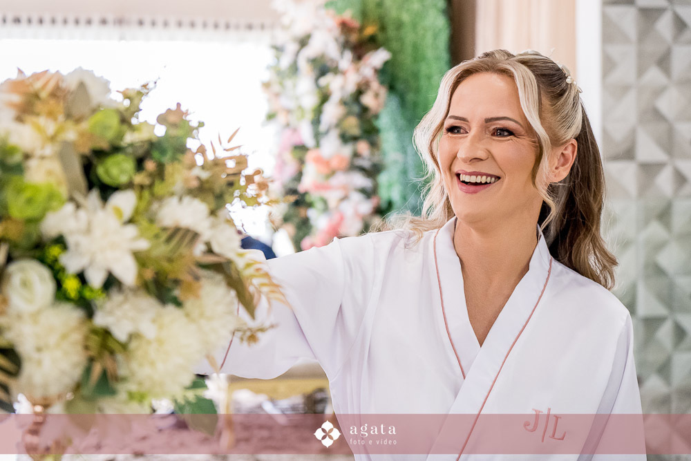 casamento curitiba-casamento catolico-fotografo de casamento curitiba-fotografo-casamento cristao-fotografo de casamento-wedding 2027-noiva-vestido de noiva-casamento catolico-wed-decoração de casamento-making of da noiva-making of