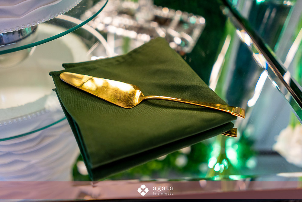 casamento curitiba-fotografo de casamento-fotografo curitiba-casamento na igreja-casamento 2027-vestido de noiva-casamento catolico-casamento com festa-fotografo de casamento curitiba-fotografo-wedding-matrimonio-casamento na igreja-festa