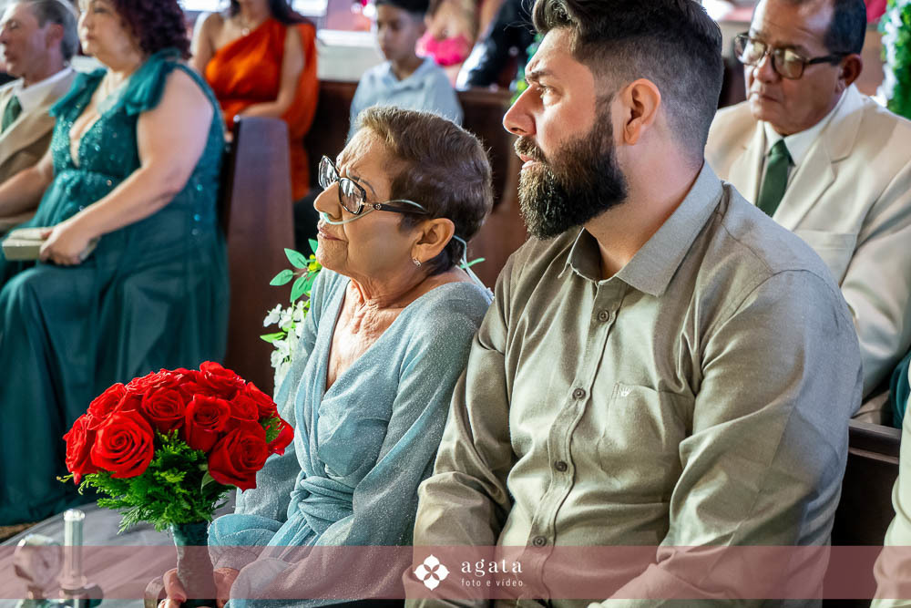 casamento curitiba-fotografo de casamento-fotografo curitiba-casamento na igreja-casamento 2027-vestido de noiva-casamento catolico-casamento com festa-fotografo de casamento curitiba-fotografo-wedding-matrimonio-casamento na igreja-festa