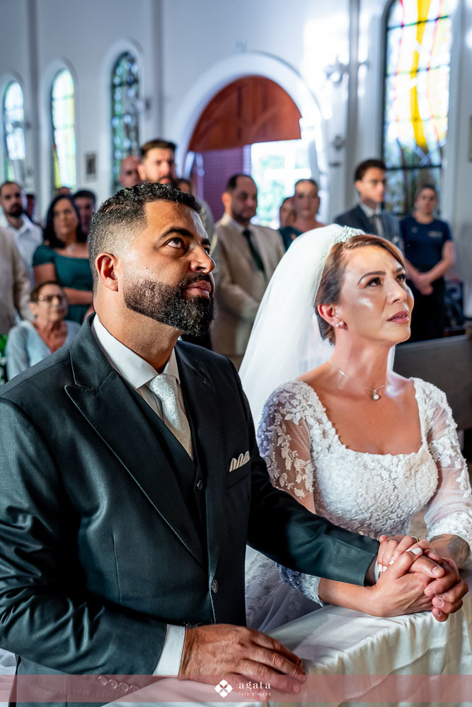 casamento curitiba-fotografo de casamento-fotografo curitiba-casamento na igreja-casamento 2027-vestido de noiva-casamento catolico-casamento com festa-fotografo de casamento curitiba-fotografo-wedding-matrimonio-casamento na igreja-festa