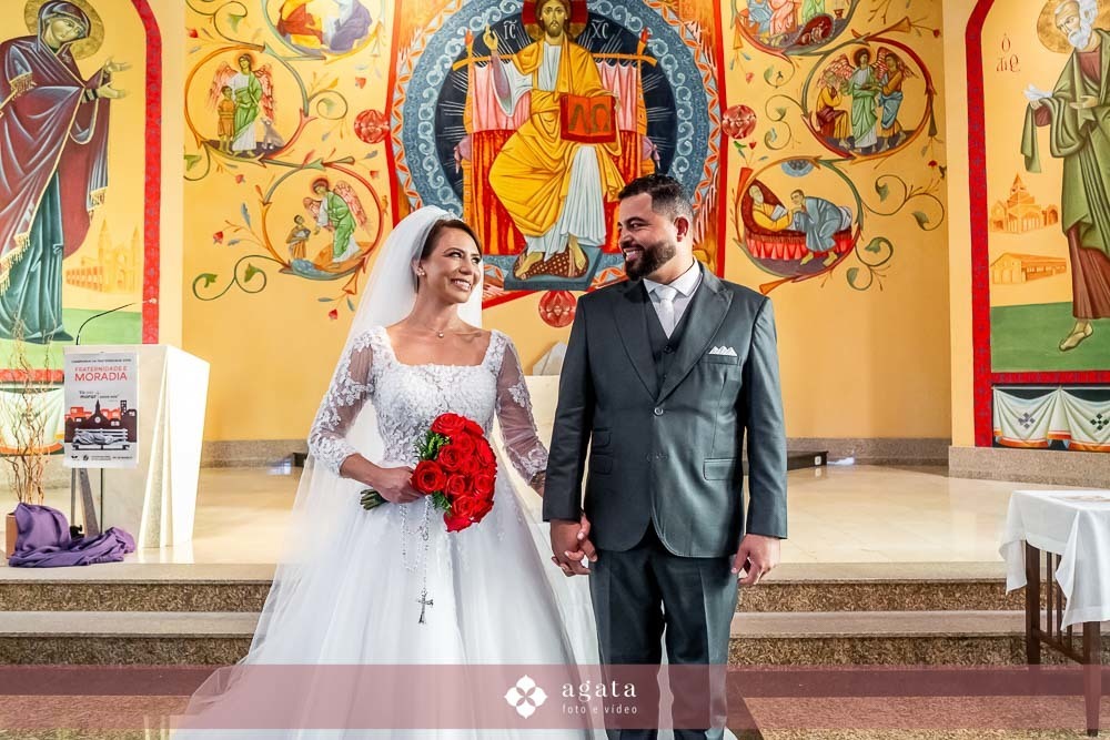 casamento curitiba-fotografo de casamento-fotografo curitiba-casamento na igreja-casamento 2027-vestido de noiva-casamento catolico-casamento com festa-fotografo de casamento curitiba-fotografo-wedding-matrimonio-casamento na igreja-festa