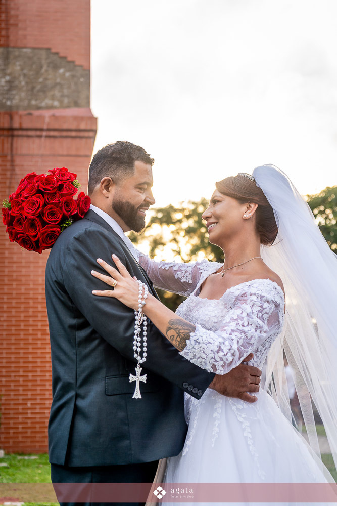 casamento curitiba-fotografo de casamento-fotografo curitiba-casamento na igreja-casamento 2027-vestido de noiva-casamento catolico-casamento com festa-fotografo de casamento curitiba-fotografo-wedding-matrimonio-casamento na igreja-festa