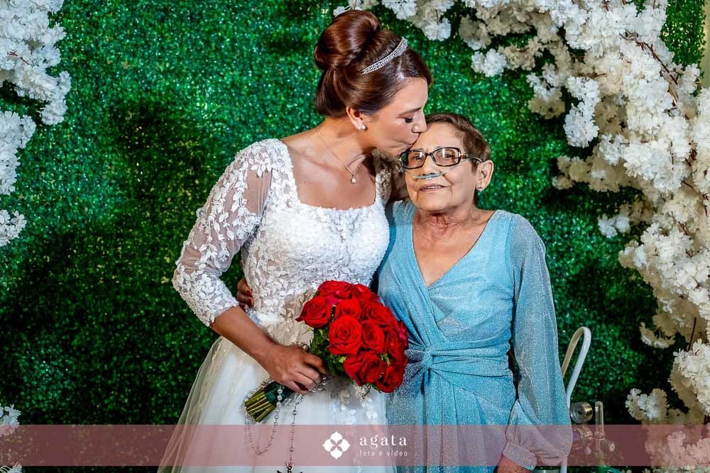 casamento curitiba-fotografo de casamento-fotografo curitiba-casamento na igreja-casamento 2027-vestido de noiva-casamento catolico-casamento com festa-fotografo de casamento curitiba-fotografo-wedding-matrimonio-casamento na igreja-festa