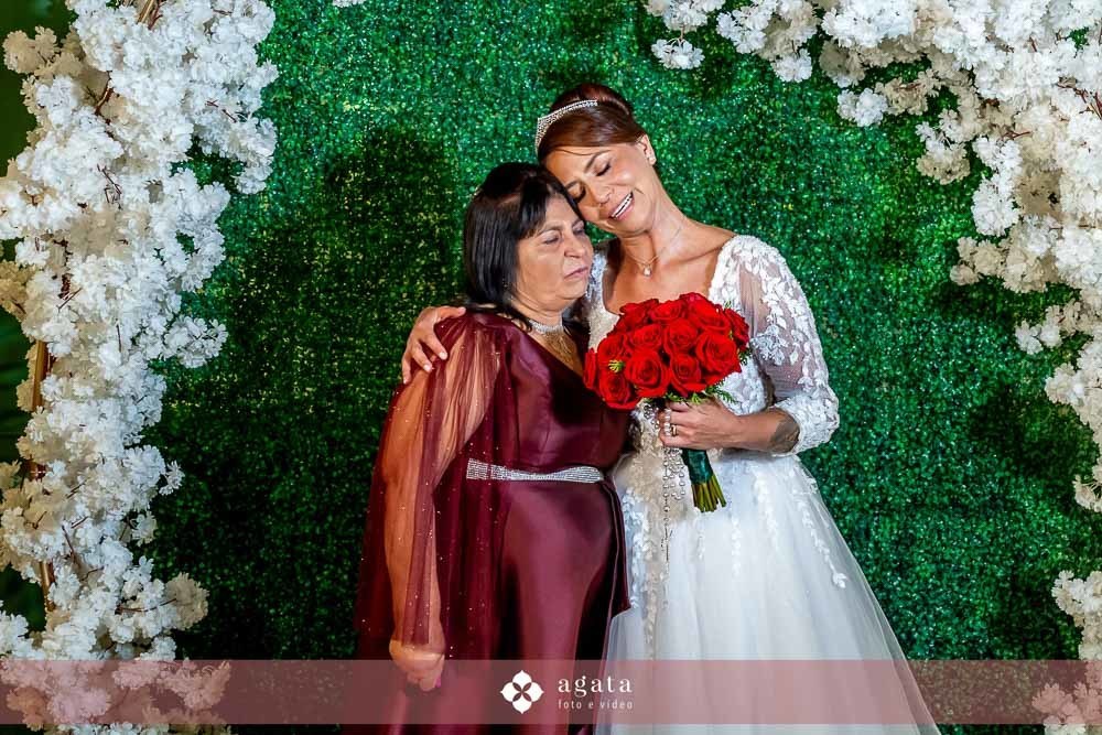 casamento curitiba-fotografo de casamento-fotografo curitiba-casamento na igreja-casamento 2027-vestido de noiva-casamento catolico-casamento com festa-fotografo de casamento curitiba-fotografo-wedding-matrimonio-casamento na igreja-festa