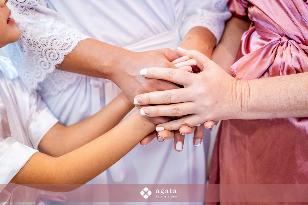 casamento curitiba-fotografo de casamento-fotografo curitiba-casamento na igreja-casamento 2027-vestido de noiva-casamento catolico-casamento com festa-fotografo de casamento curitiba-fotografo-wedding-matrimonio-casamento na igreja-festa