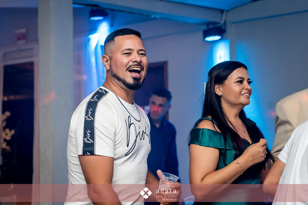 casamento curitiba-fotografo de casamento-fotografo curitiba-casamento na igreja-casamento 2027-vestido de noiva-casamento catolico-casamento com festa-fotografo de casamento curitiba-fotografo-wedding-matrimonio-casamento na igreja-festa