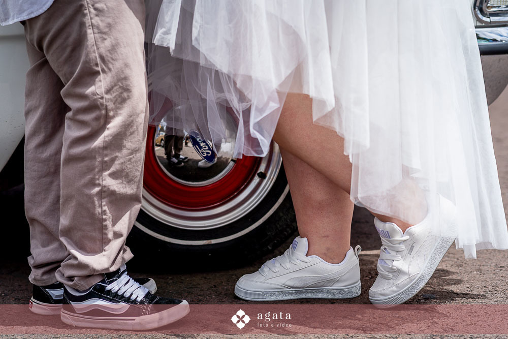 ensaio pre wedding curitiba-fotografo de casamento curitiba-ensaio externo-ensaio comskate casal-pista de skate-casal moderno-noivos despojados-fotografo curitiba-fotografo de casamento-casamento 2027-casamento-noiva-noivos-save the date