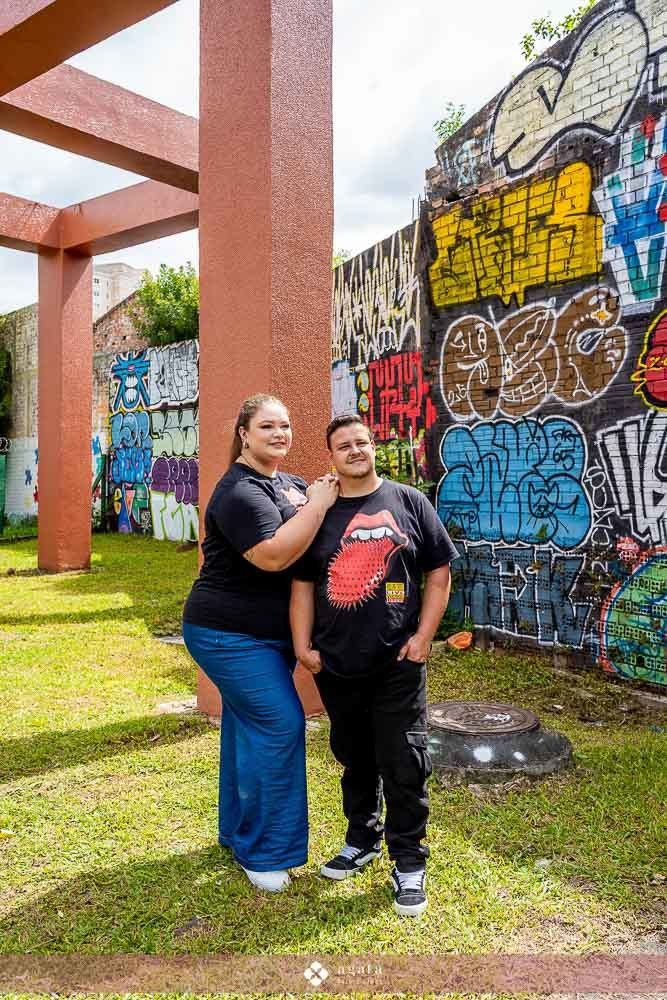 ensaio pre wedding curitiba-fotografo de casamento curitiba-ensaio externo-ensaio comskate casal-pista de skate-casal moderno-noivos despojados-fotografo curitiba-fotografo de casamento-casamento 2027-casamento-noiva-noivos-save the date