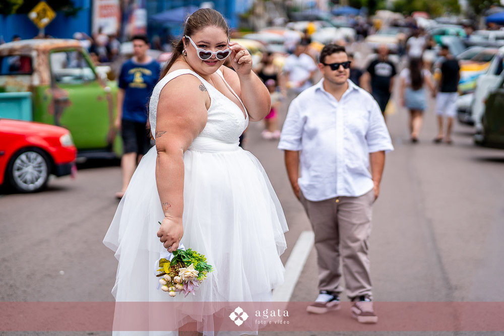 ensaio pre wedding curitiba-fotografo de casamento curitiba-ensaio externo-ensaio comskate casal-pista de skate-casal moderno-noivos despojados-fotografo curitiba-fotografo de casamento-casamento 2027-casamento-noiva-noivos-save the date