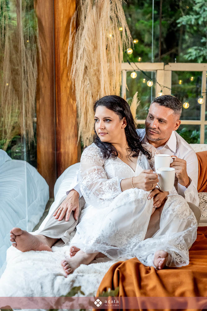 ensaio pre wedding no campo-recanto das glicineas-fotografo de casamento curitiba-noivos-ensaio de casal externo-fotografo-vestido de noiva-noivos-casamento 2026-casamento 2027-noivos-fotografo curitiba casamento-decoraçao de casamento-noivos-wedding