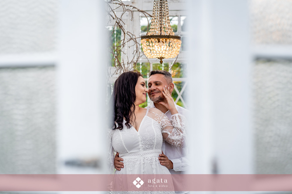 ensaio pre wedding no campo-recanto das glicineas-fotografo de casamento curitiba-noivos-ensaio de casal externo-fotografo-vestido de noiva-noivos-casamento 2026-casamento 2027-noivos-fotografo curitiba casamento-decoraçao de casamento-noivos-wedding