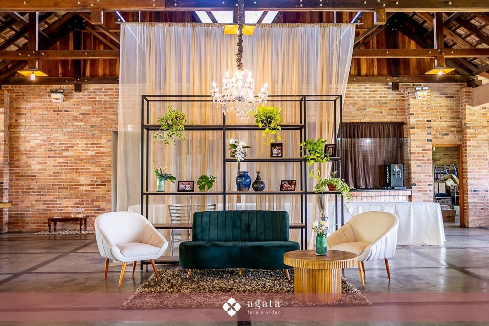 casamento curitiba-fotografo de casamento curitiba-casamento ao ar livre-noiva-vestido de noiva-casamento 2027-noiva de cabelo solto-casamento no jardim-ensaio casal externo-wedding-casamento 2026-casamento 2027-casamento do ano-madrinhas de casamento-wed