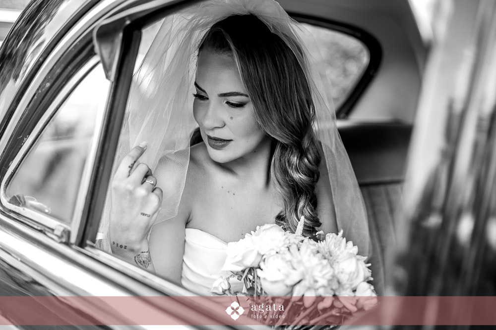 casamento curitiba-fotografo de casamento curitiba-casamento ao ar livre-noiva-vestido de noiva-casamento 2027-noiva de cabelo solto-casamento no jardim-ensaio casal externo-wedding-casamento 2026-casamento 2027-casamento do ano-madrinhas de casamento-wed