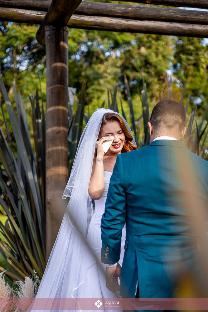 casamento curitiba-fotografo de casamento curitiba-casamento ao ar livre-noiva-vestido de noiva-casamento 2027-noiva de cabelo solto-casamento no jardim-ensaio casal externo-wedding-casamento 2026-casamento 2027-casamento do ano-madrinhas de casamento-wed